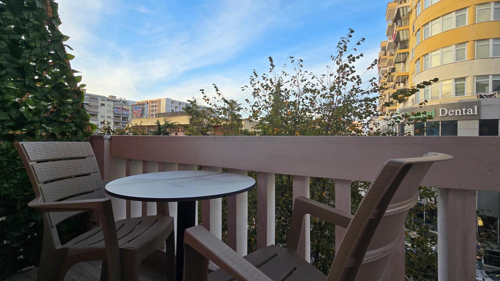 דורס City Center Rooms And Apartments מראה חיצוני תמונה
